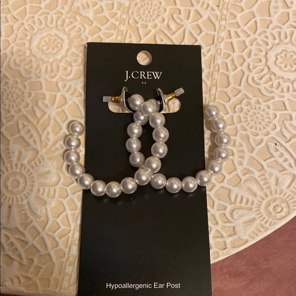 Pearl hoop earrings